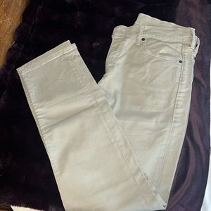 mens 511 Levi’s in 33x32 never worn only tried on